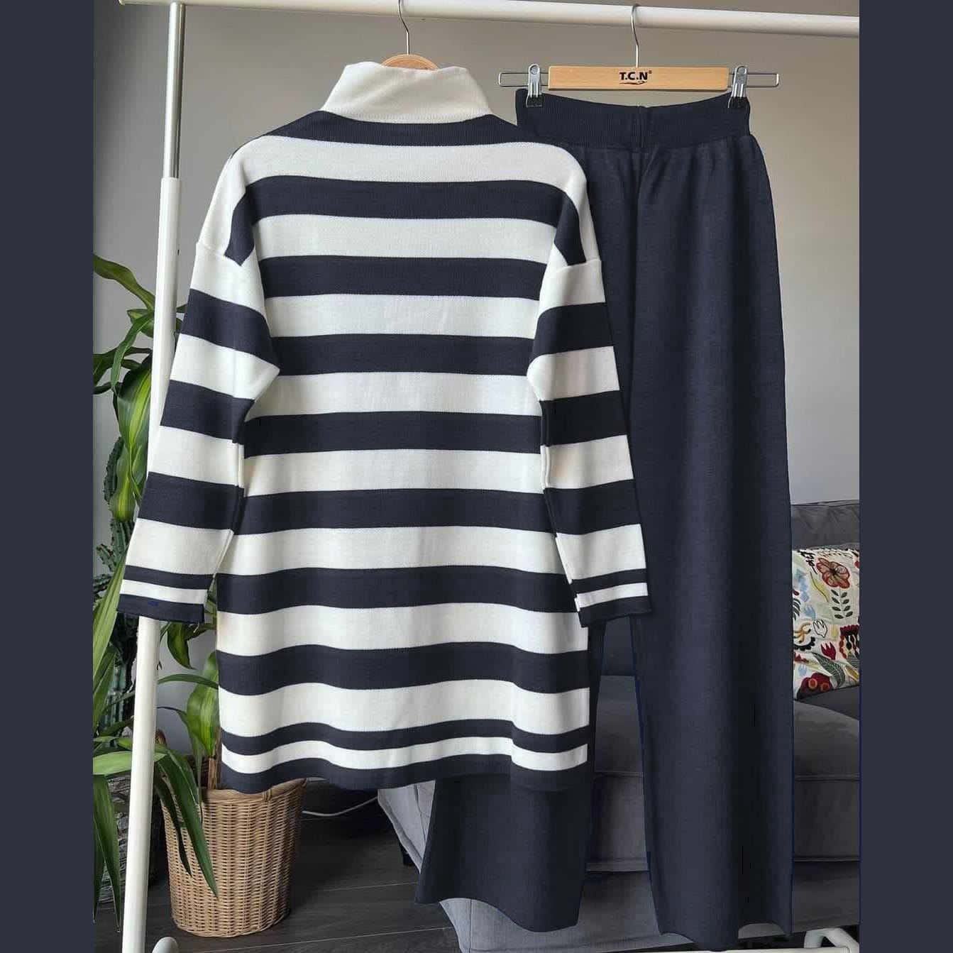 Elegant Striped High-Neck Tunic & Pant Set