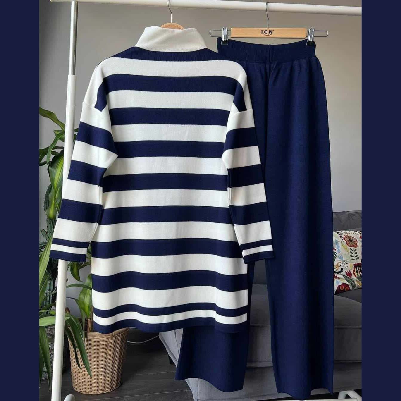 Elegant Striped High-Neck Tunic & Pant Set