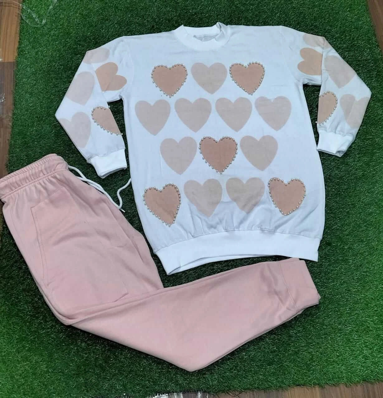 Women's Heart Print Knit With Pearl Work Loungewear Set