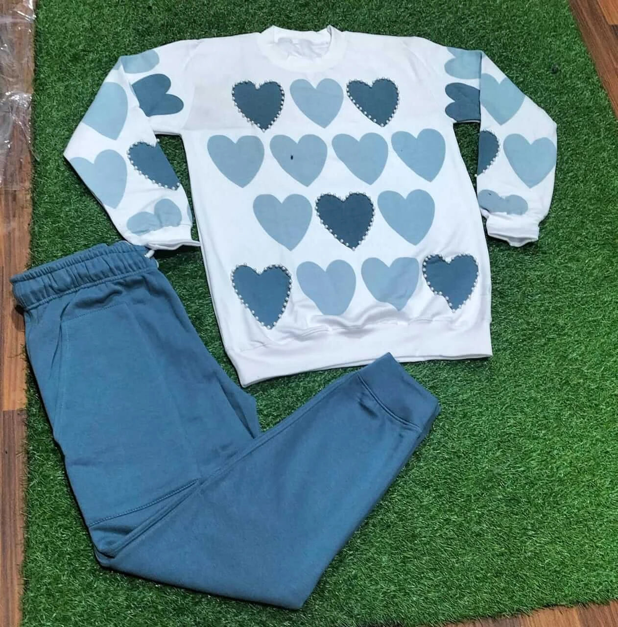 Women's Heart Print Knit With Pearl Work Loungewear Set