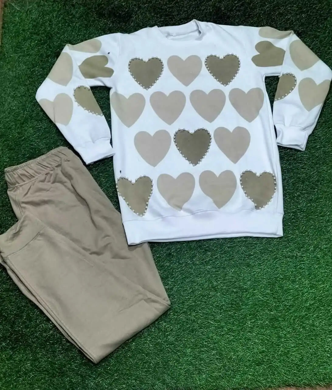 Women's Heart Print Knit With Pearl Work Loungewear Set