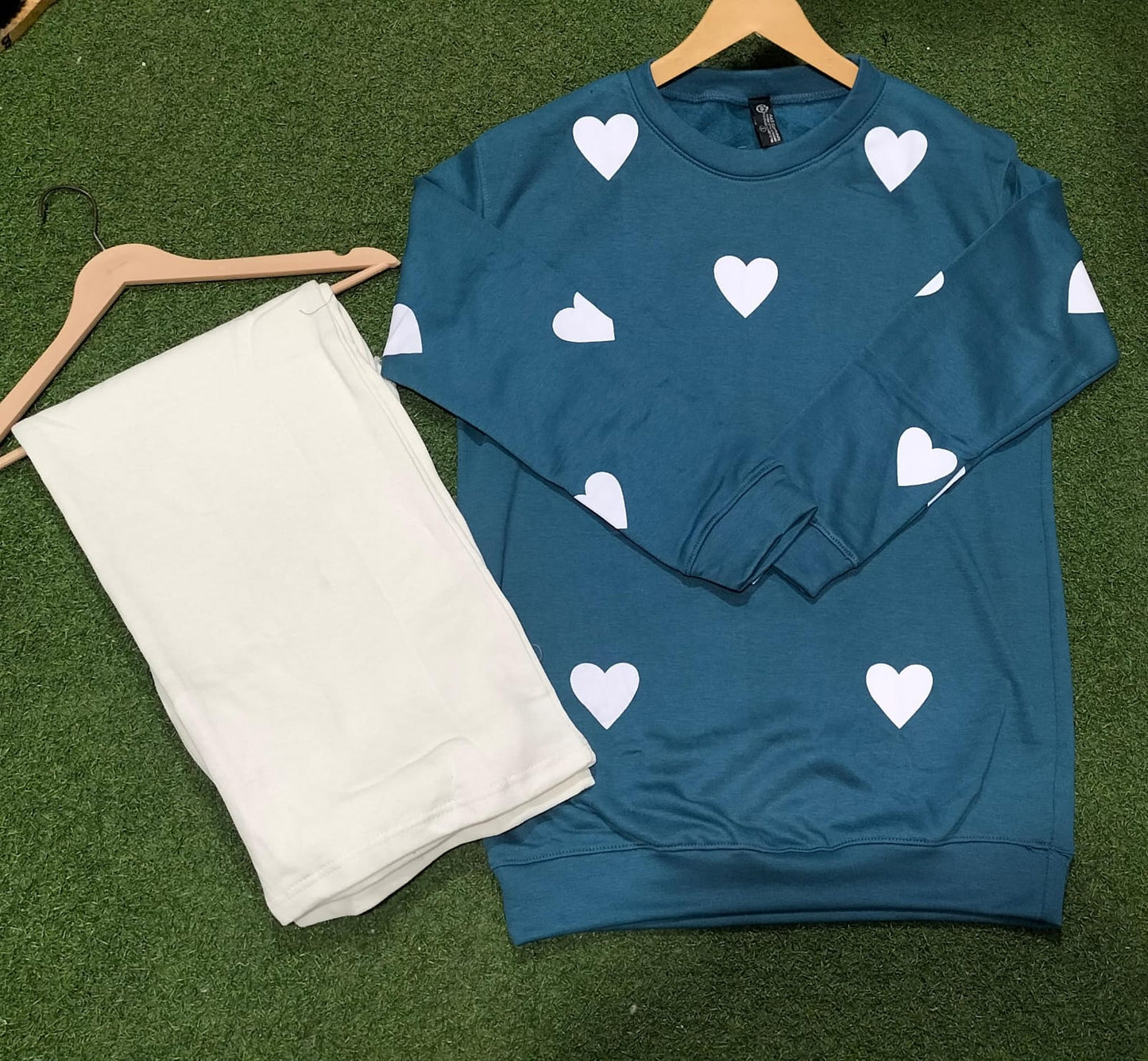 Relaxed Fit Dotted Hearts Sweater Set