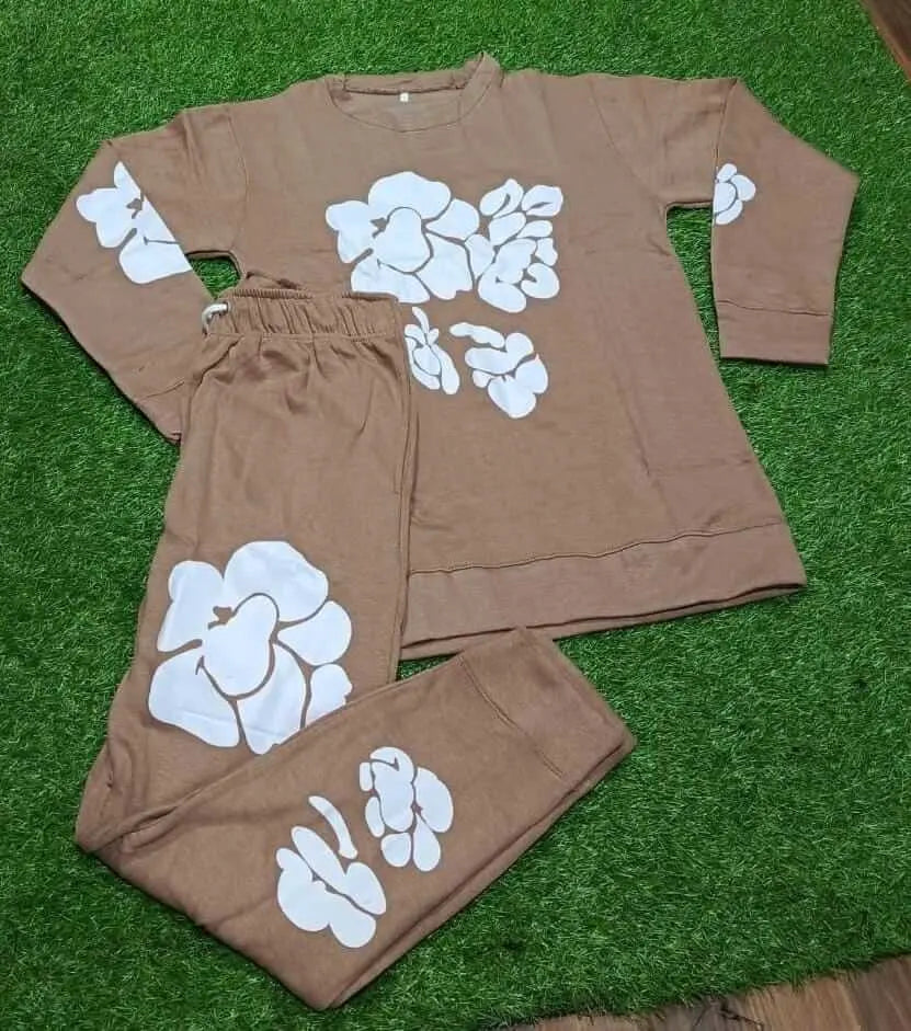 Chic Abstract Floral Print Knitted With Pearl Work  Co-Ord Set